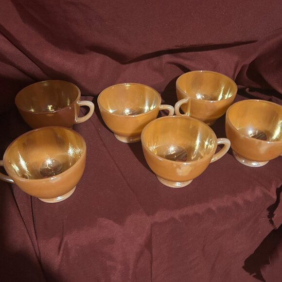 Vintage Fire-King Peach Lustre Cup set - Picture 3 of 6